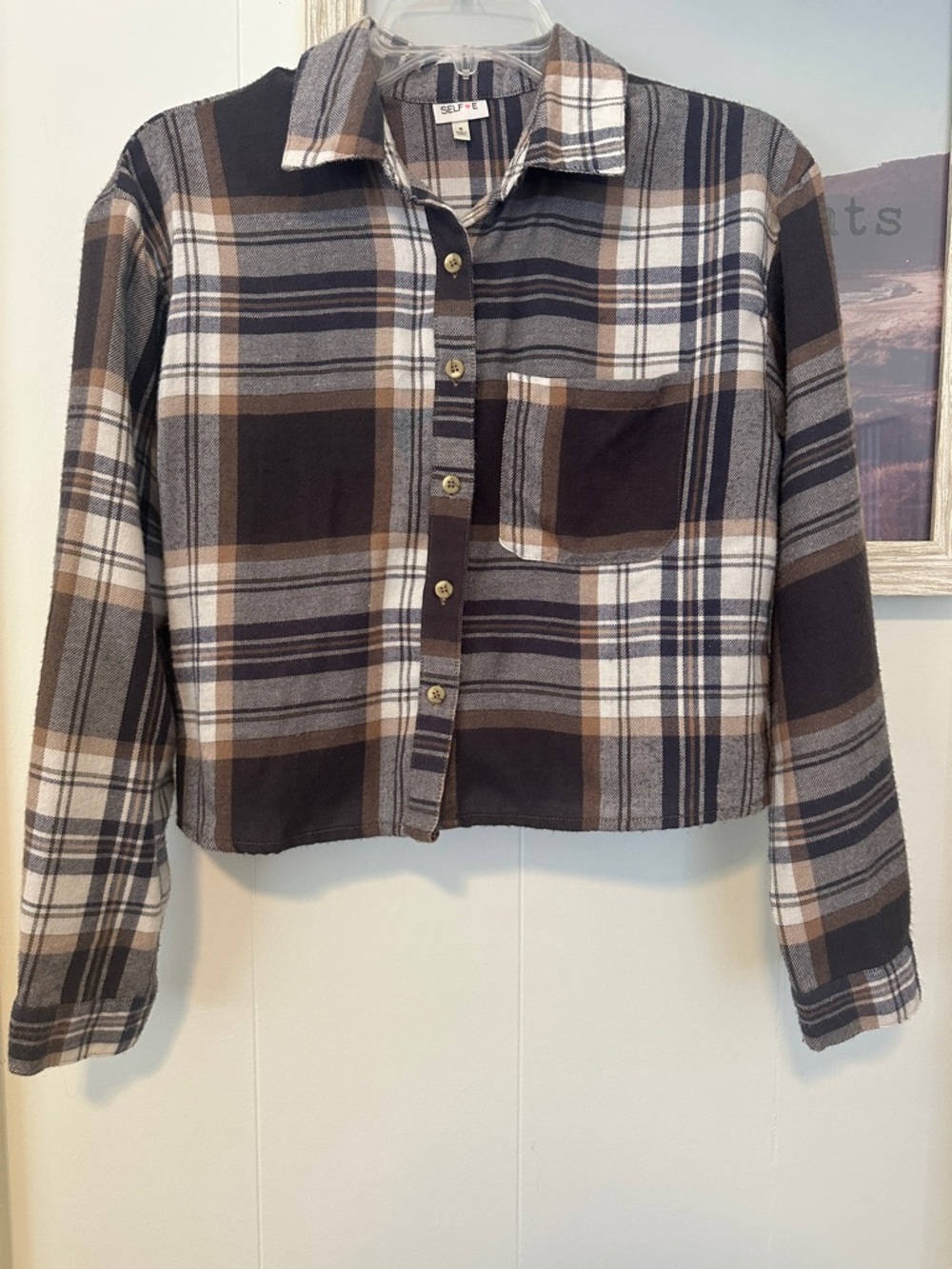 Size Small Selfie Cropped Plaid Button-Up Shirt in Brown & Gray